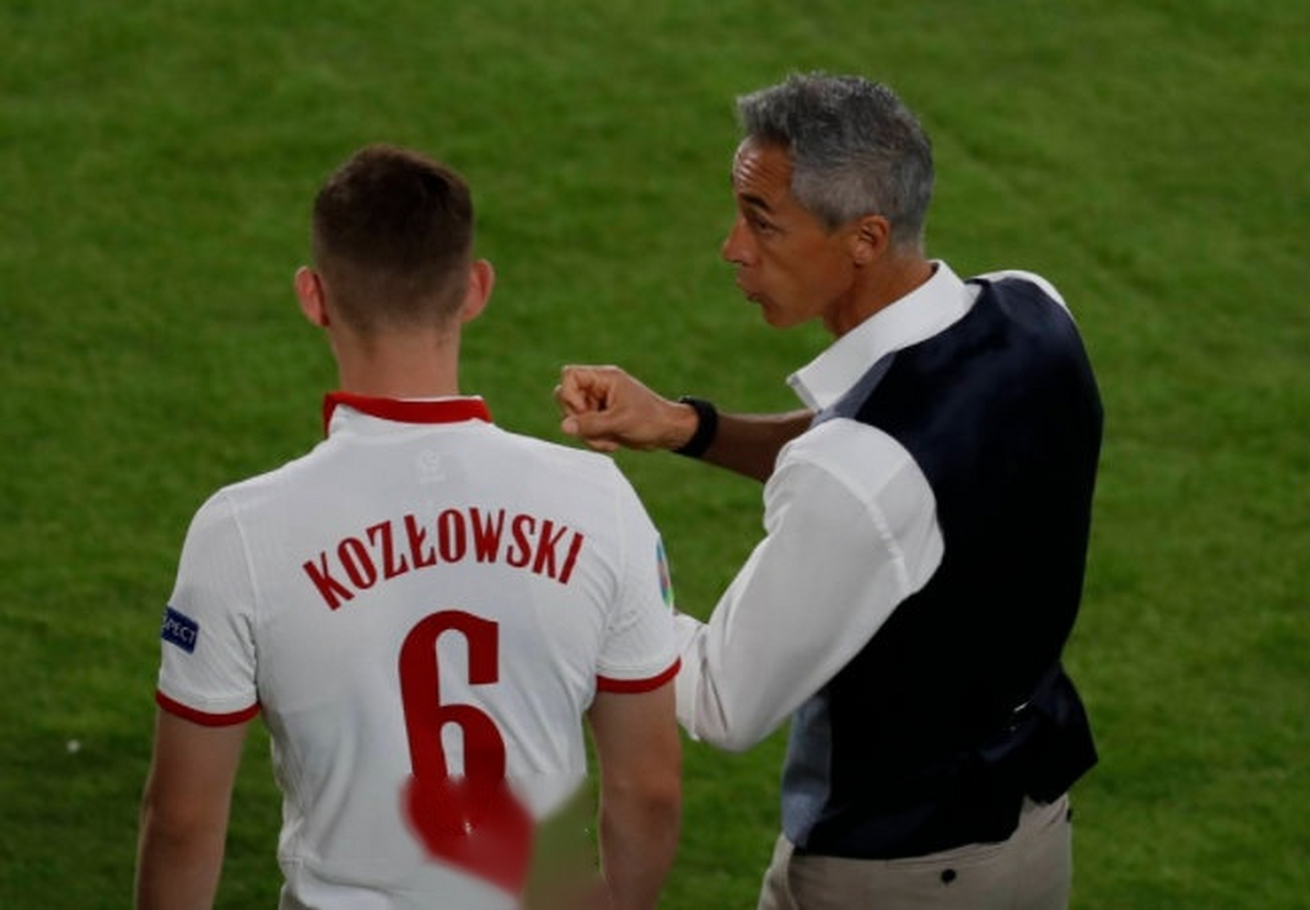 英格兰队险胜波兰队，林高远扛起全队