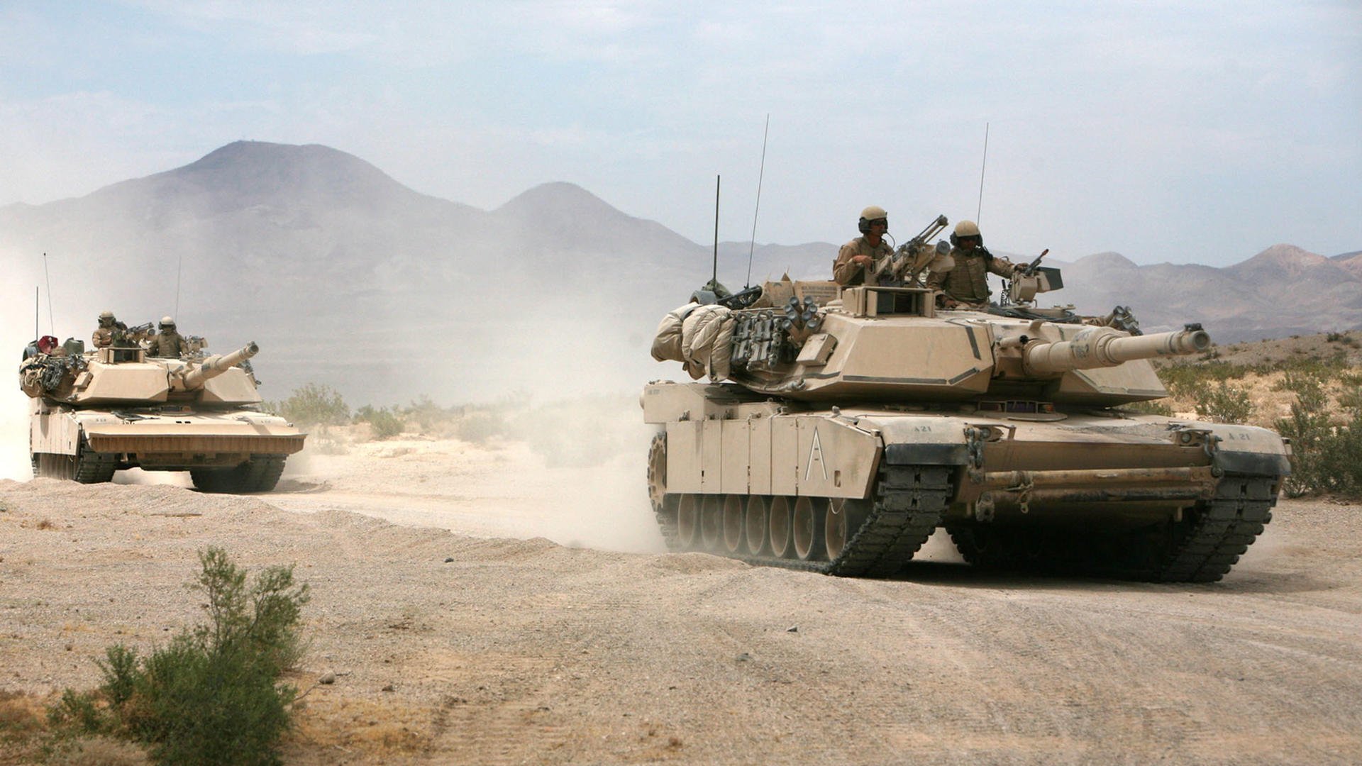 巨星的利刃与团队的罗网，当伊布的爆发撞上比利亚雷亚尔的节奏牢笼