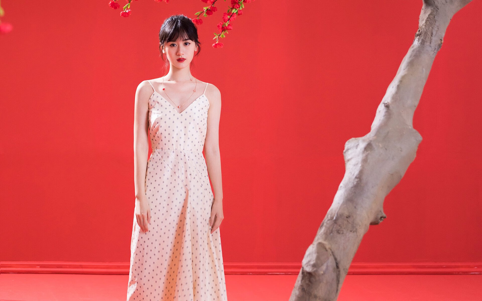 跨界绝杀,当佛罗伦萨的闪电刺穿长空之夜,莱奥在抢七的寂静中雕刻永恒