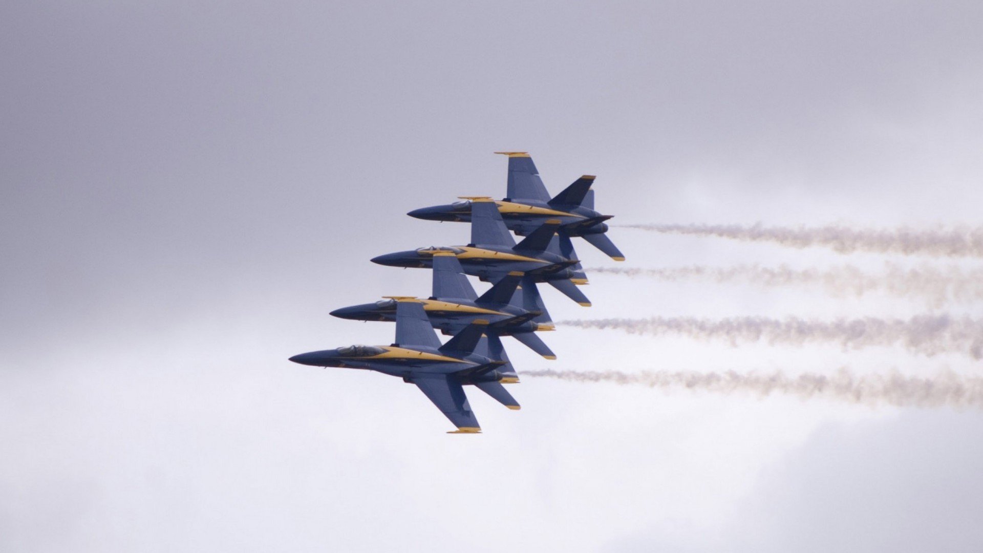 平行时空的交响，欧冠硝烟里听利拉德的绝杀史诗