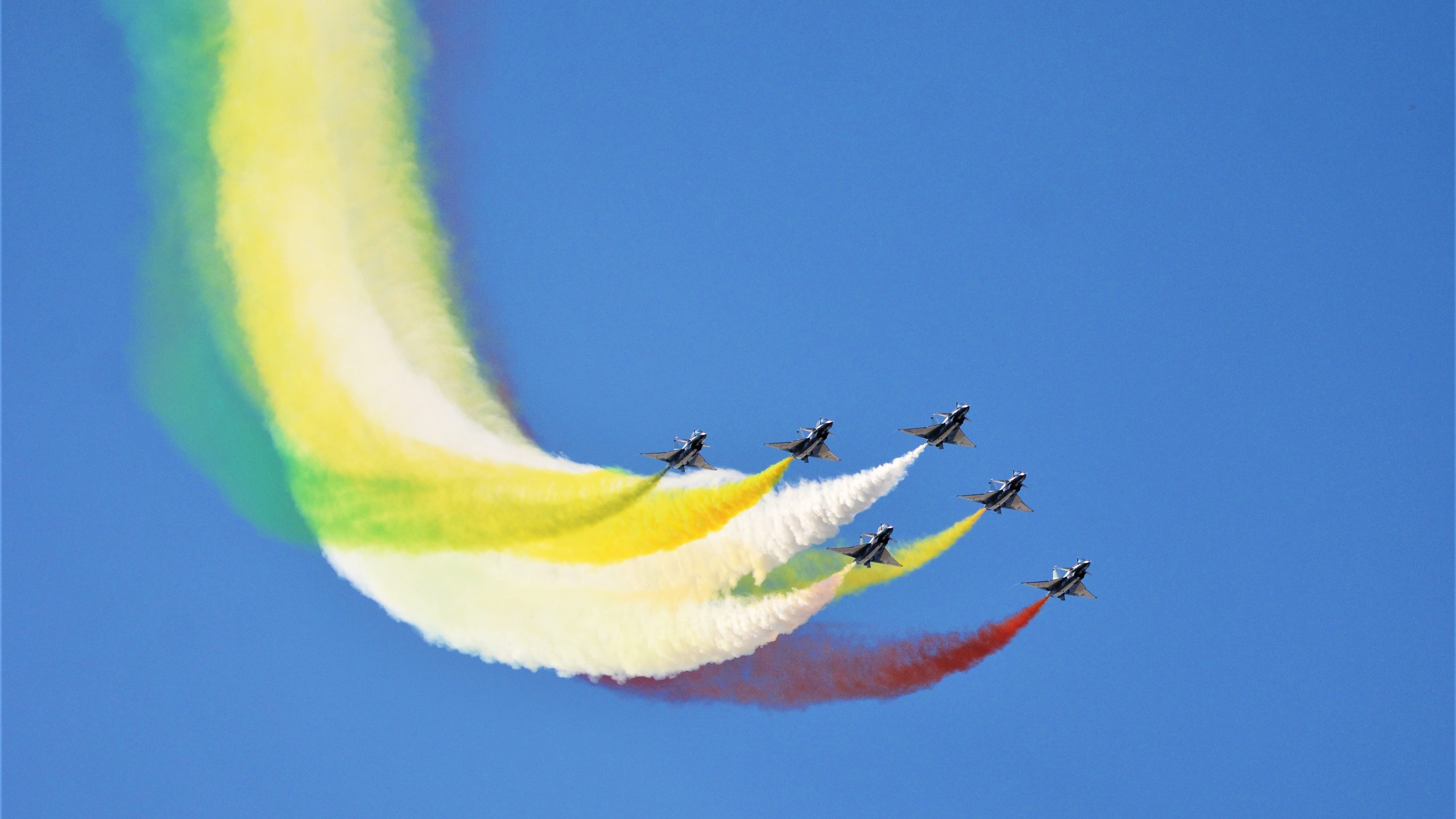 客场扬威！亚特兰大强势晋级，巴雷拉一锤定音显领袖本色