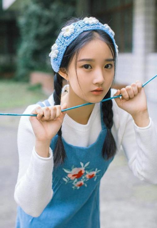 绿茵外交，当C罗的弧线球击穿地缘封锁线