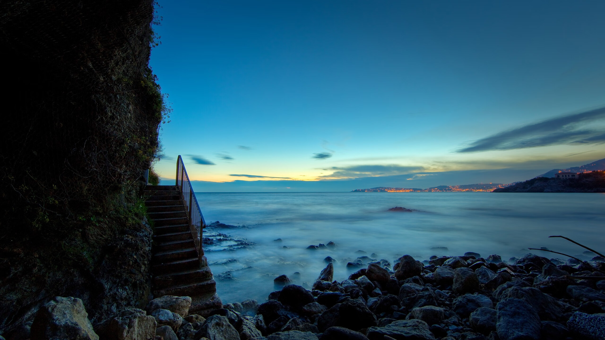 平行宇宙的哨声,当苏亚雷斯误入亚特兰大,一场击碎现实的欧冠之夜