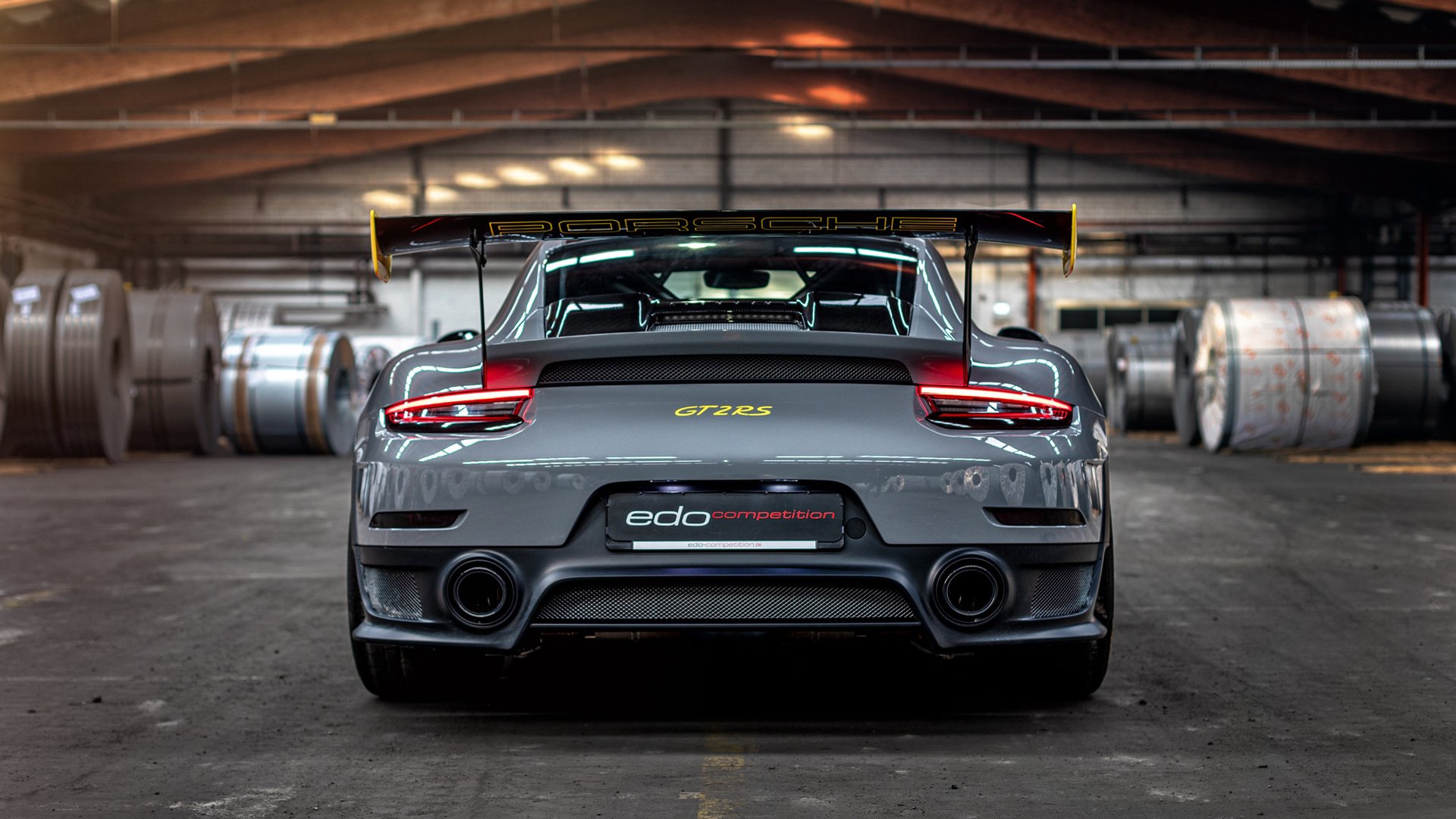 瞬息决定永恒，F1年度争冠焦点战与尤文拿下罗马的启示